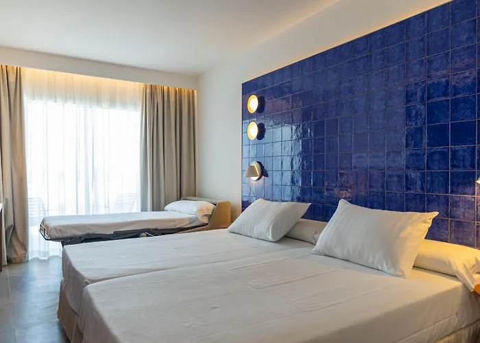 Perla Marina Hotel 4*