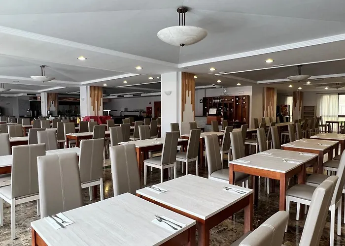 Hotel Perla Marina 4*