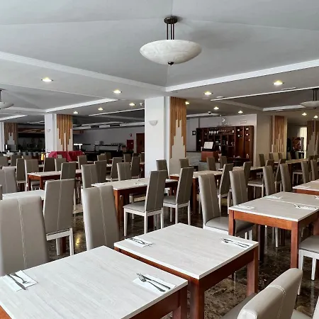 Hotel Perla Marina 4*