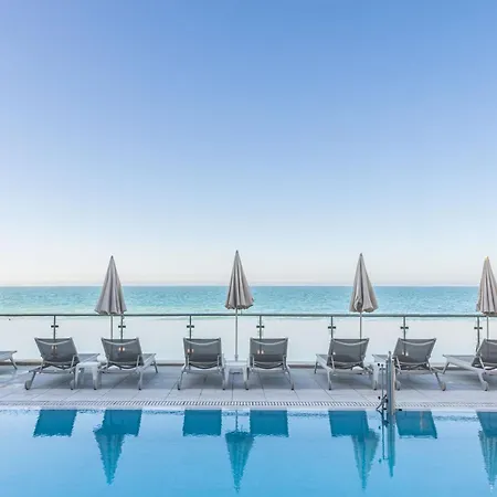 Отель Perla Marina 4*