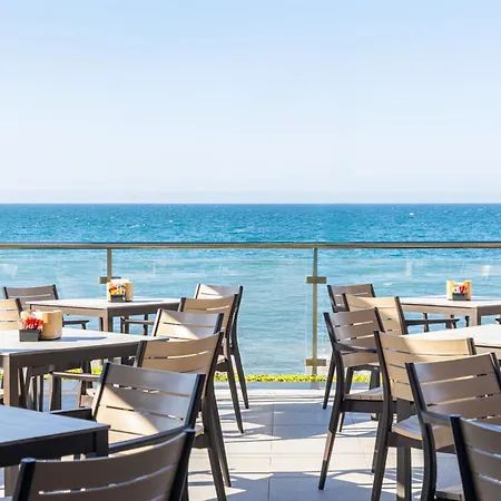 Perla Marina 4*
