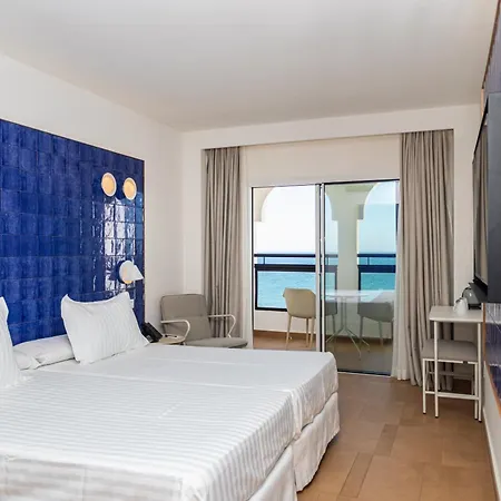 Отель Perla Marina 4*