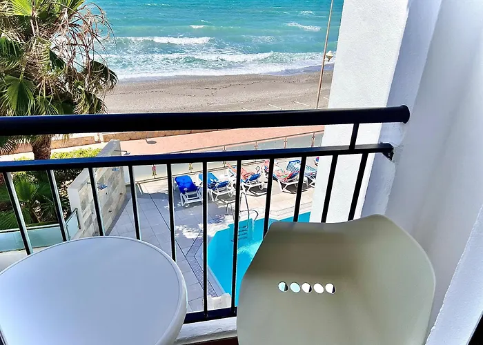 Perla Marina Hotell 4*