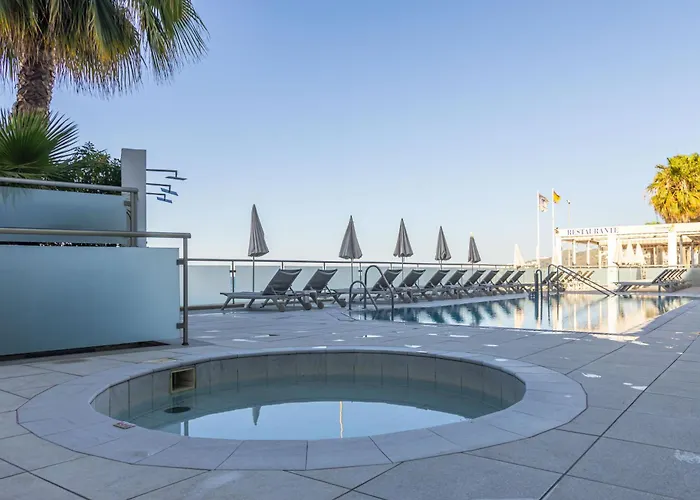 Hotell Perla Marina Nerja